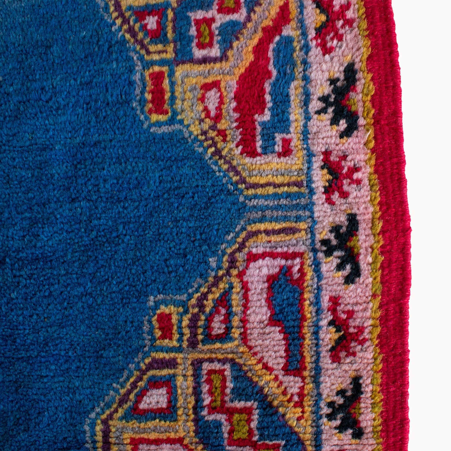 Beck Vintage Moroccan Taznakht Rug | 2'2" x 3'11"